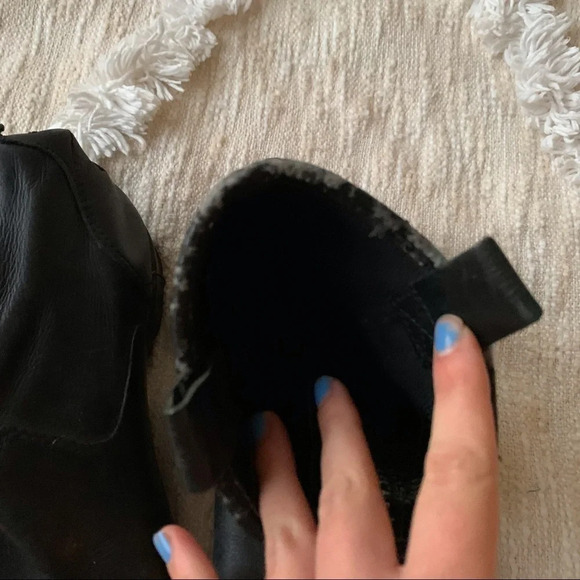 Doc Martens Black Leather Pull Boots - Picture 7 of 8